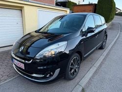 Schwarz Gebraucht 2012 Renault Grand Scénic III Bose Edition Van / Kleinbus | 4.999 € (Fairer Preis)