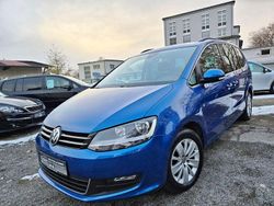 Blau Gebraucht 2019 VW Sharan Comfortline Van / Kleinbus | 15.990 € (Guter Preis)