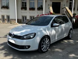 Weiß Gebraucht 2009 VW Golf VI Highline Limousine | 5.400 € (Fairer Preis)