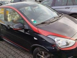 Schwarz Gebraucht 2014 Hyundai i10 Sport Kleinwagen | 3.999 € (Guter Preis)