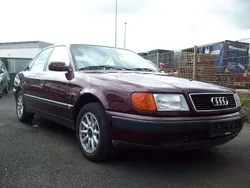 Rot Gebraucht 1992 Audi 100 Limousine | 9.500 €
