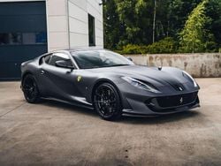 Grau Gebraucht 2019 Ferrari 812 | 329.000 € (Guter Preis)