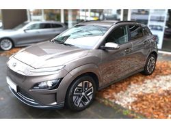 Silber Gebraucht 2021 Hyundai Kona Edition 30+ SUV | 18.990 € (Etwas zu teuer)