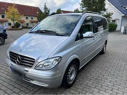 Silber Gebraucht 2007 Mercedes Viano Edition Van / Kleinbus | 11.500 € (Fairer Preis)