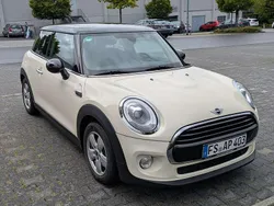 Beige Gebraucht 2016 Mini Cooper D Kleinwagen | 8.900 € (Fairer Preis)