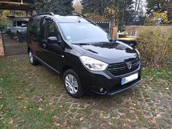 Schwarz Gebraucht 2020 Dacia Dokker Comfort Van / Kleinbus | 12.000 € (Fairer Preis)