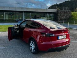 Rot Gebraucht 2022 Tesla Model Y SUV | 33.400 € (Fairer Preis)