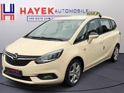 Beige Gebraucht 2016 Opel Zafira Van / Kleinbus | 3.900 €