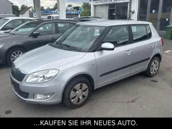 Silber Gebraucht 2012 Skoda Fabia Ambition Kleinwagen | 4.990 € (Fairer Preis)