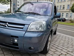 Grau Gebraucht 2005 Citroën Berlingo Van / Kleinbus | 1.799 € (Guter Preis)