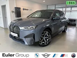 Storm bay metallic Gebraucht 2022 BMW iX Sport Line SUV | 41.488 € (Superpreis)