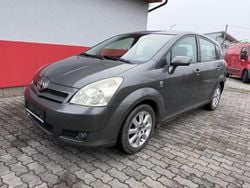 Grau Gebraucht 2004 Toyota Corolla Verso Van / Kleinbus | 2.450 € (Guter Preis)