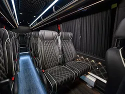 Schwarz Neu 2024 Mercedes Sprinter Van | 163.030 €