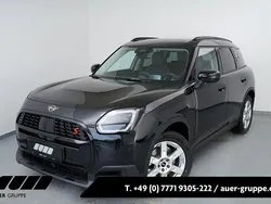 Schwarz Gebraucht 2024 Mini Countryman SUV | 41.990 € (Etwas zu teuer)