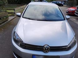 Silber Gebraucht 2009 VW Golf VI Comfortline Limousine | 7.500 € (Etwas zu teuer)