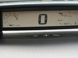 Weiß Gebraucht 2008 Citroën C4 Limousine | 1.800 € (Guter Preis)