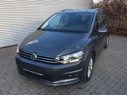 Grau Gebraucht 2017 VW Touran Sound Van / Kleinbus | 16.990 € (Guter Preis)