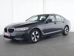 Sophistograu brillanteffekt Gebraucht 2023 BMW 520 Sport Line Limousine | 36.791 € (Guter Preis)