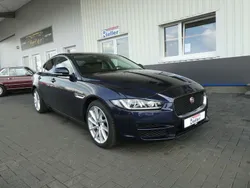 Blau Gebraucht 2018 Jaguar XE Portfolio Limousine | 24.900 € (Fairer Preis)