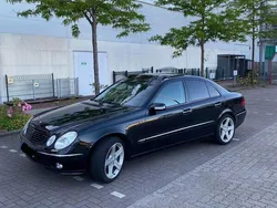 Schwarz Gebraucht 2004 Mercedes E240 Limousine | 5.500 € (Fairer Preis)