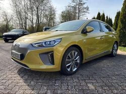 Blazing yellow / mic Gebraucht 2018 Hyundai Ioniq Premium Kleinwagen | 14.890 € (Fairer Preis)