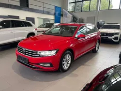 Tornadorot Gebraucht 2022 VW Passat Business Kombi | 18.999 € (Superpreis)