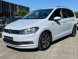 Silber Gebraucht 2018 VW Touran Join Van / Kleinbus | 19.800 € (Fairer Preis)