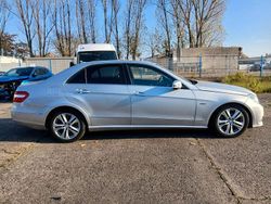 Silber Gebraucht 2012 Mercedes E200 Avantgarde Limousine | 10.490 € (Guter Preis)