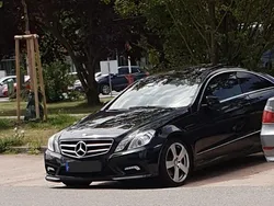 Schwarz Gebraucht 2011 Mercedes E350 Coupé | 15.500 € (Teuer)