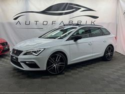 Weiß Gebraucht 2018 Seat Leon ST 4Drive Kombi | 28.999 € (Teuer)