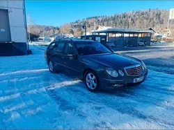 Braun Gebraucht 2007 Mercedes E220 Avantgarde Kombi | 6.100 € (Etwas zu teuer)