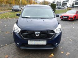 Blau Gebraucht 2018 Dacia Lodgy Comfort Van / Kleinbus | 10.980 € (Fairer Preis)