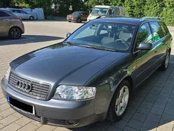 Grau Gebraucht 2002 Audi A6 Kombi | 2.000 € (Fairer Preis)