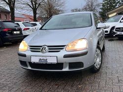 Reflexsilber Gebraucht 2006 VW Golf Trendline Limousine | 2.200 € (Guter Preis)