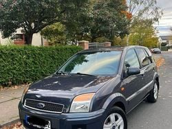 Gebraucht 2011 Ford Fusion Trend Limousine | 2.500 € (Etwas zu teuer)