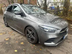 Grau Gebraucht 2019 Mercedes B180 AMG line Van / Kleinbus | 23.950 € (Fairer Preis)