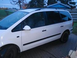 Weiß Gebraucht 2005 VW Sharan Van / Kleinbus | 2.300 € (Superpreis)