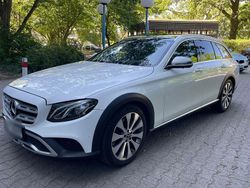 Weiß Gebraucht 2018 Mercedes E220 Kombi | 22.500 € (Fairer Preis)