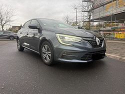 Blau Gebraucht 2022 Renault Mégane IV Limousine | 12.900 €