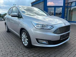 Silber Gebraucht 2019 Ford C-MAX Titanium Van / Kleinbus | 15.695 €