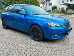Blau Gebraucht 2005 Mazda 3 Kleinwagen | 2.800 € (Fairer Preis)