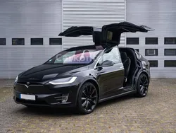 Schwarz Gebraucht 2017 Tesla Model X Performance SUV | 44.900 € (Etwas zu teuer)