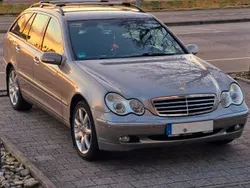 Grau Gebraucht 2002 Mercedes C200 Elegance Kombi | 5.800 €