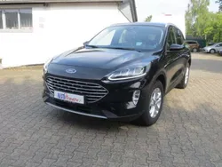 Obsidianschwarz metallic Gebraucht 2023 Ford Kuga Titanium SUV | 32.950 € (Fairer Preis)