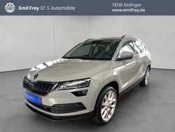Stahlgrau uni Gebraucht 2021 Skoda Karoq Style SUV | 24.890 € (Fairer Preis)
