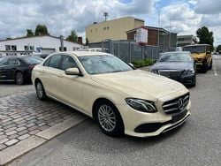 Gelb Gebraucht 2019 Mercedes E200 Limousine | 9.950 € (Superpreis)