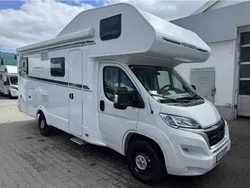 Weiss Gebraucht 2024 Weinsberg CaraHome Van | 62.980 €