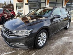 Grau Gebraucht 2019 VW Passat Business Kombi | 14.999 € (Superpreis)
