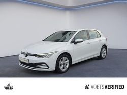 Weiß Gebraucht 2022 VW Golf Life Limousine | 18.580 € (Guter Preis)