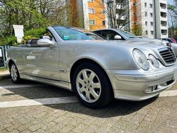 Grau Gebraucht 2003 Mercedes CLK230 Avantgarde Cabrio | 10.900 € (Teuer)
